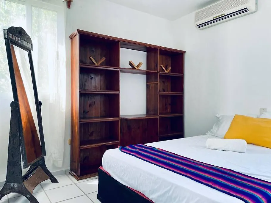 Punta Me Apartments & Rooms Near Punta Sam Ferry Beach カンクン